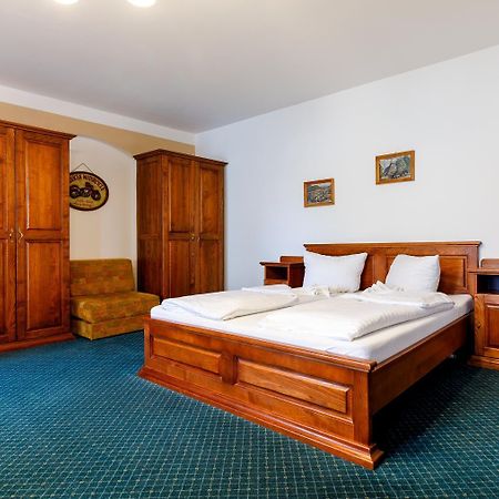 Penzion A Apartmany Daro Boží Dar 외부 사진